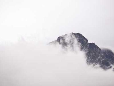 Fara-7B: An Efficient Agentic Model for Computer Use